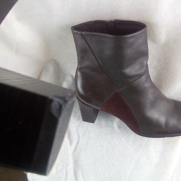 EASY SPIRIT BOOTS - Picture 4 of 9